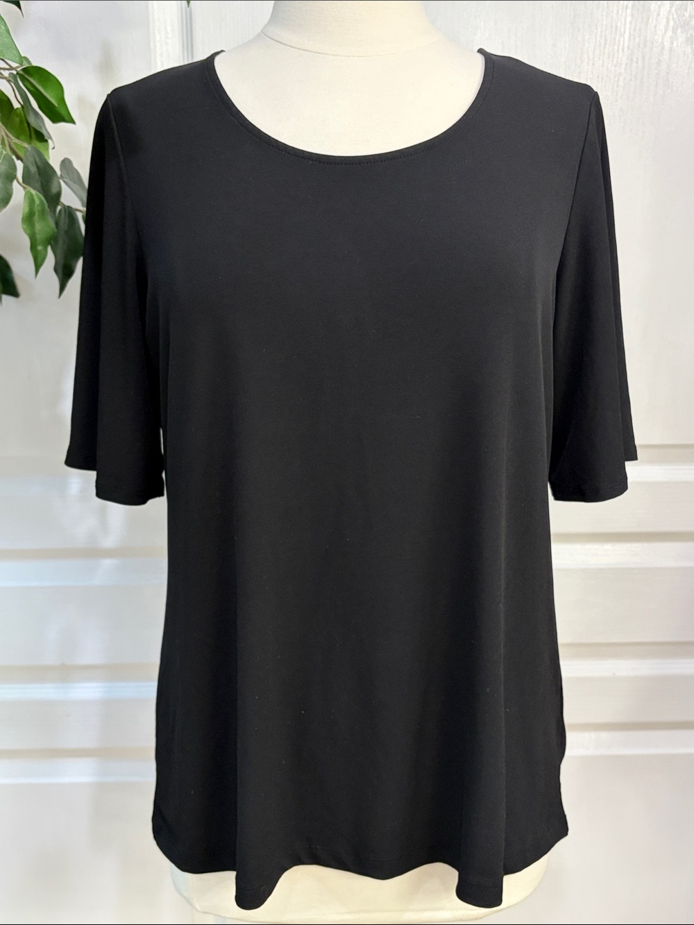 👚Susan Graver Solid Flitter Sleeve Liquid Knit Top ~ Black